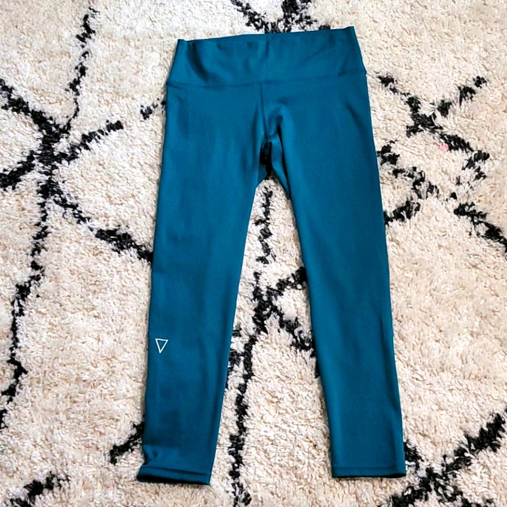 DAE power move leggings